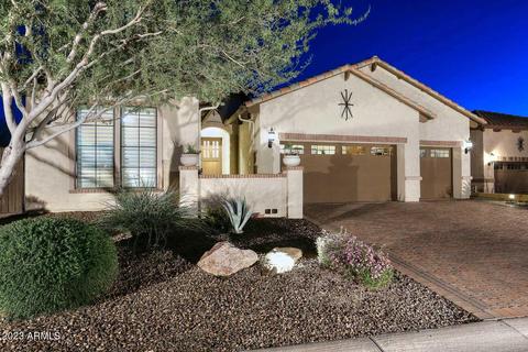 8439 E Leonora St, Mesa, AZ 85207 photo 4