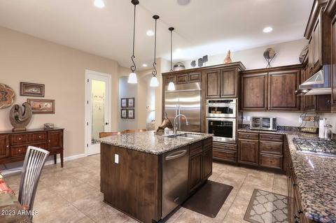 8439 E Leonora St, Mesa, AZ 85207 photo 14
