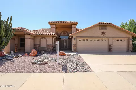 9125 W Oraibi Dr, Peoria, AZ 85382
