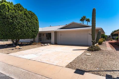 17407 N Foothills Dr, Sun City, AZ 85373