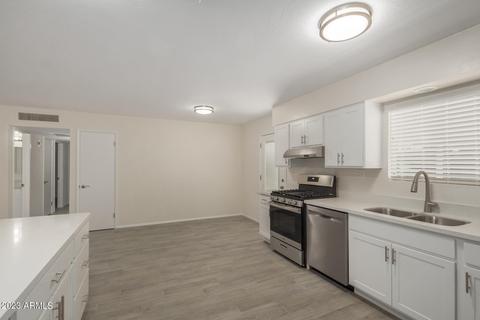 2301 E Whitton Ave, Phoenix, AZ 85016 photo 17