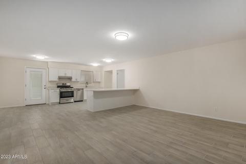 2301 E Whitton Ave, Phoenix, AZ 85016 photo 4