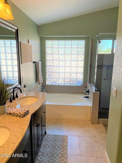 660 E Devon Dr, Gilbert, AZ 85296 photo 12
