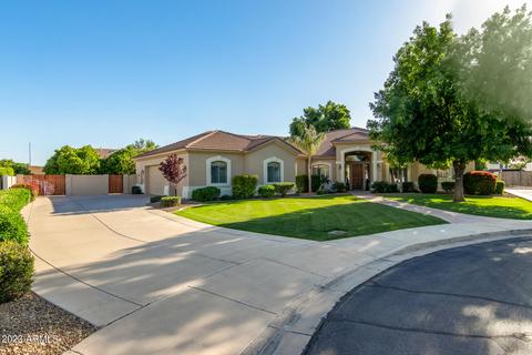 2349 E Mallory Cir, Mesa, AZ 85213 photo 4