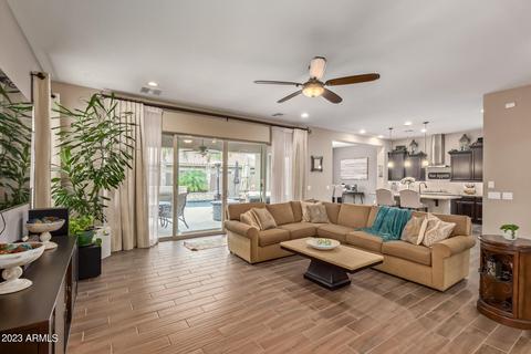 2204 E Tomahawk Dr, Gilbert, AZ 85298 photo 14
