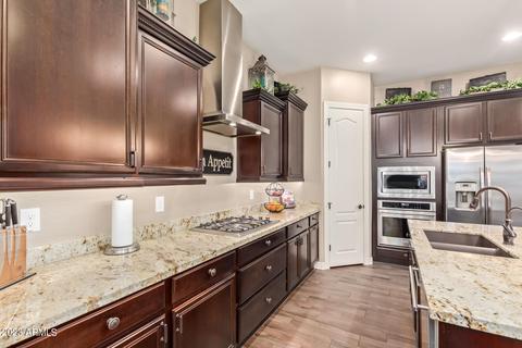 2204 E Tomahawk Dr, Gilbert, AZ 85298 photo 16