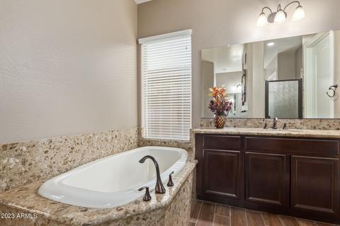 2204 E Tomahawk Dr, Gilbert, AZ 85298 photo 26