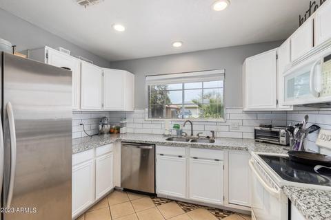 425 E Piute Ave, Phoenix, AZ 85024 photo 8