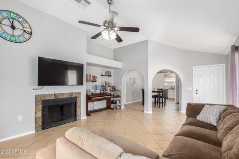 425 E Piute Ave, Phoenix, AZ 85024 photo 3