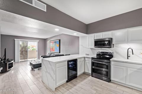 355 E Thomas Rd #B206, Phoenix, AZ 85012