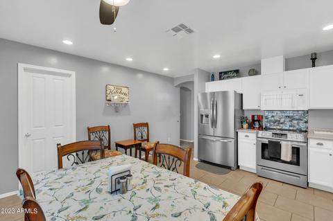 676 W Rosal Ave, Apache Junction, AZ 85120 photo 3