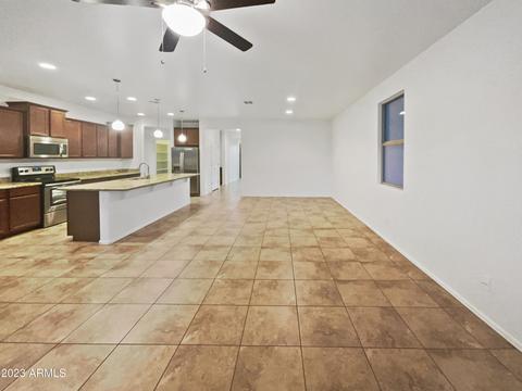 8007 S 23rd Dr, Phoenix, AZ 85041 photo 18