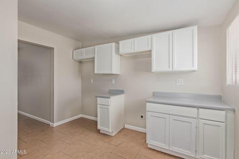 2554 E Wier Ave, Phoenix, AZ 85040 photo 3