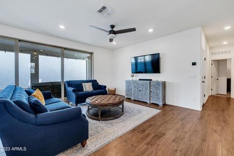 79 E Constitution Dr, Gilbert, AZ 85296 photo 4