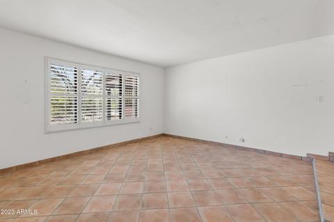 4532 E Becker Ln, Phoenix, AZ 85028 photo 8