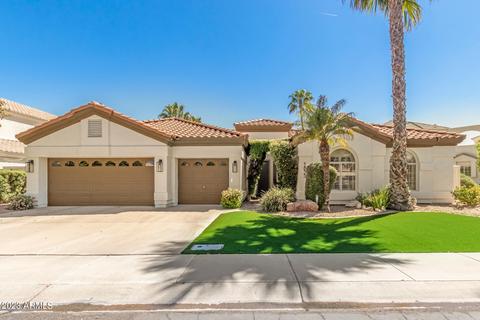 1833 E Willow Tree Ct, Gilbert, AZ 85234 photo 1