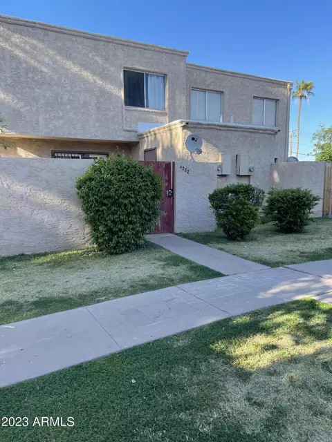 4262 N 67th Dr, Phoenix, AZ 85033