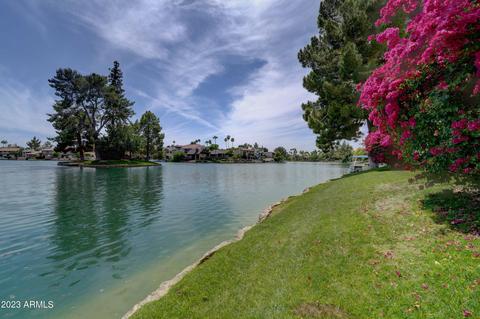 5200 S Lakeshore Dr #128, Tempe, AZ 85283