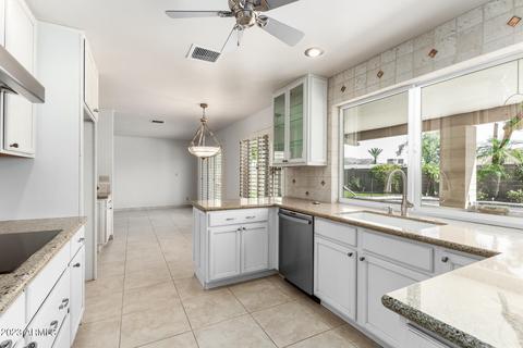 2515 E Beryl Ave, Phoenix, AZ 85028 photo 5