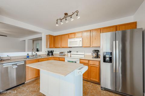 3664 E Constitution Dr, Gilbert, AZ 85296 photo 7