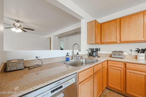 3664 E Constitution Dr, Gilbert, AZ 85296 photo 10