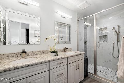 2615 E North Ln, Phoenix, AZ 85028 photo 8
