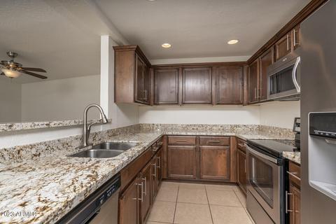 2842 E Mulberry Dr, Phoenix, AZ 85016 photo 2