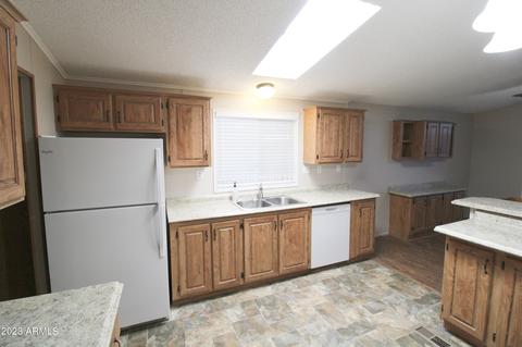 2208 W Baseline Ave #53, Apache Junction, AZ 85120 photo 12