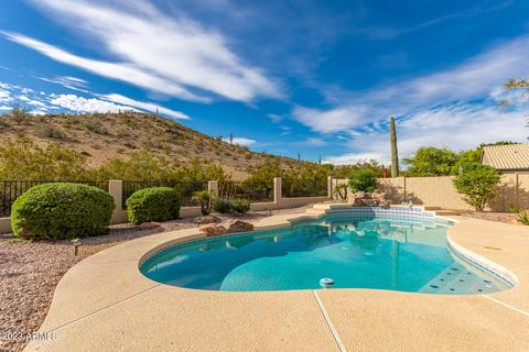2601 E Amberwood Dr, Phoenix, AZ 85048