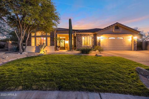 6953 E Saddleback Cir, Mesa, AZ 85207