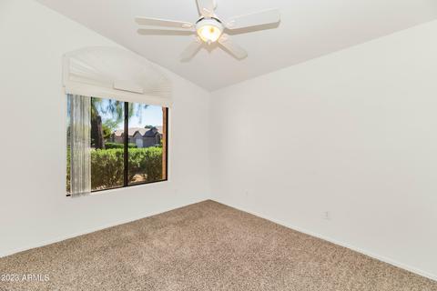 4621 E Abraham Ln E, Phoenix, AZ 85050 photo 16