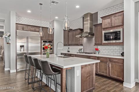 313 E Creosote Dr, Phoenix, AZ 85085 photo 9