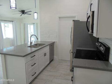 4051 E Sacaton St E, Phoenix, AZ 85044 photo 8