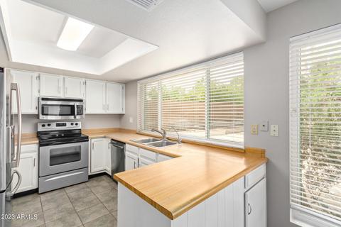 9250 N 32nd Pl, Phoenix, AZ 85028 photo 17
