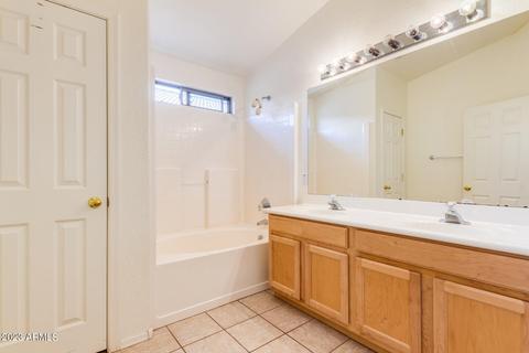 4062 E Agave Rd, Phoenix, AZ 85044 photo 12