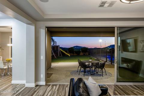 3129 E Half Hitch Pl, Phoenix, AZ 85050 photo 6