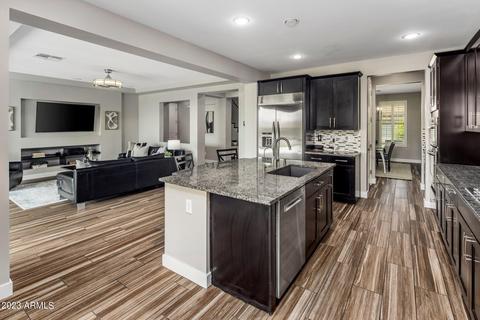 3129 E Half Hitch Pl, Phoenix, AZ 85050 photo 17