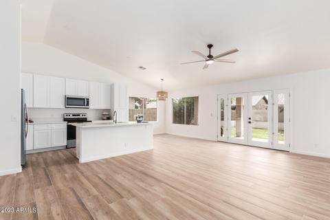 89 W Patrick St, Gilbert, AZ 85233 photo 4