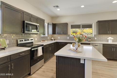 4225 E Roosevelt St, Apache Junction, AZ 85119 photo 5