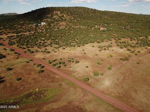 APN 106-22-028r (2.29 Acres) -- #-, Vernon, AZ 85940