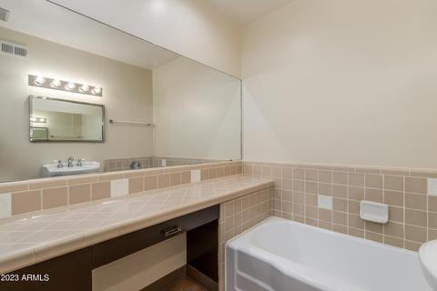 3623 E Montecito Ave, Phoenix, AZ 85018 photo 13