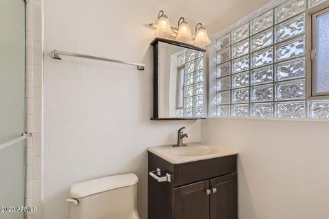 353 E Thomas Rd #C206, Phoenix, AZ 85012 photo 11