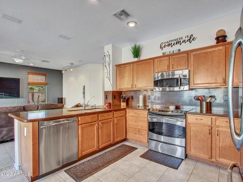 25439 N Hackberry Dr, Phoenix, AZ 85083 photo 12