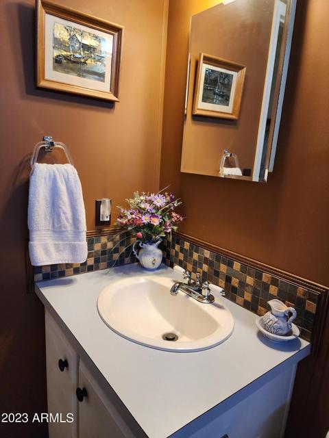 2233 E Behrend Dr #207, Phoenix, AZ 85024 photo 43