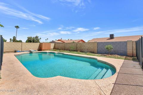 3047 W Crocus Dr, Phoenix, AZ 85053 photo 2