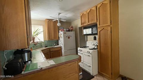 852 W Earll Dr, Phoenix, AZ 85013 photo 6