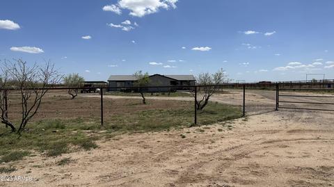 22875 W Phyllis St, Congress, AZ 85332