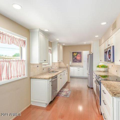 3041 E Yucca St, Phoenix, AZ 85028 photo 6