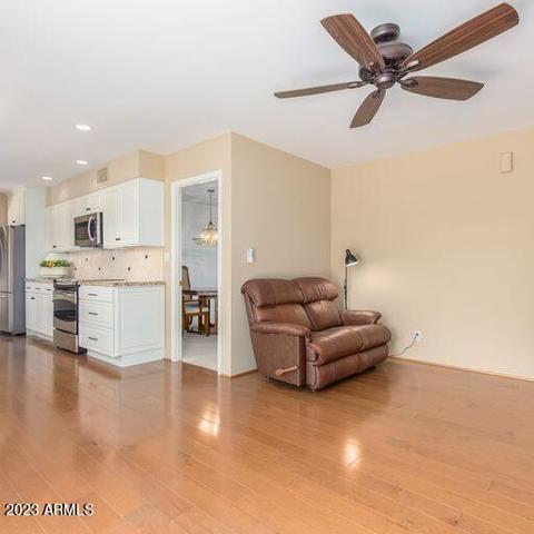 3041 E Yucca St, Phoenix, AZ 85028 photo 4
