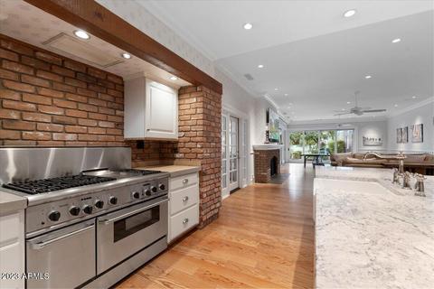 1001 E Caroline Ln, Tempe, AZ 85284 photo 10